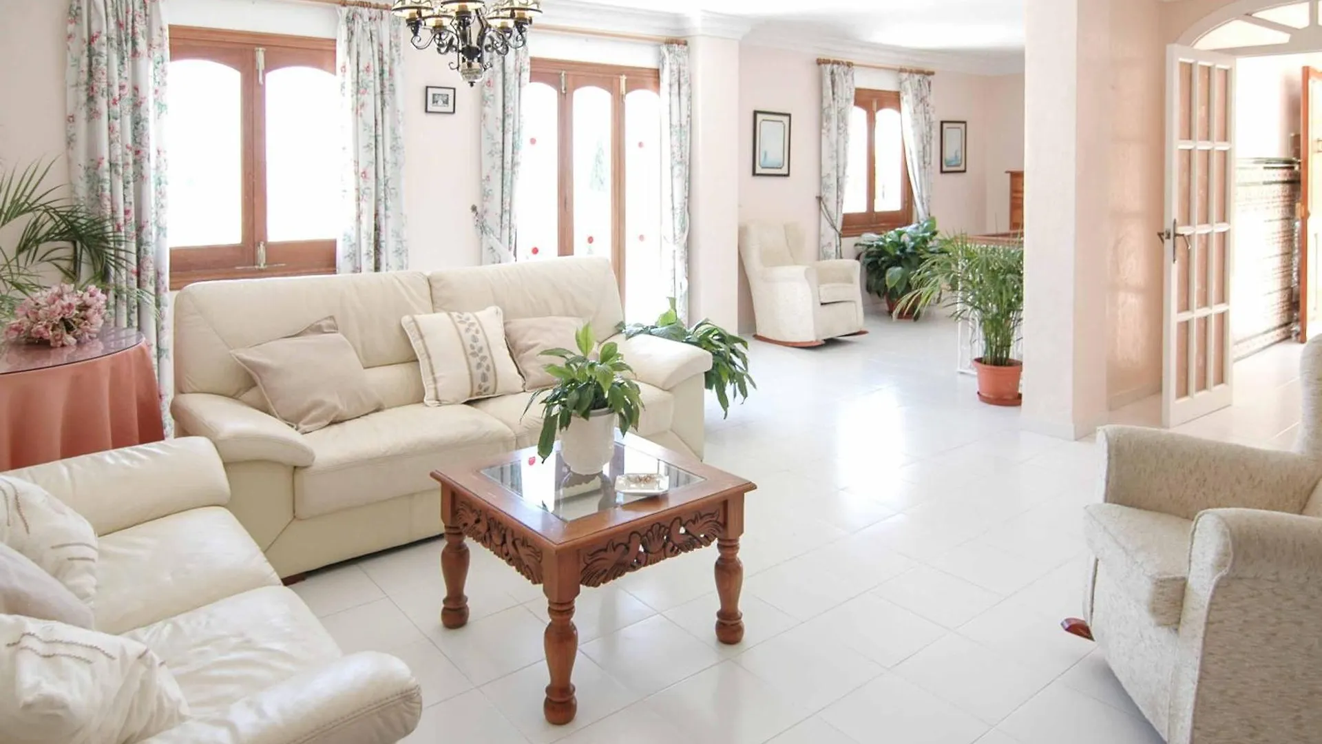 Villa Nerja Angeles